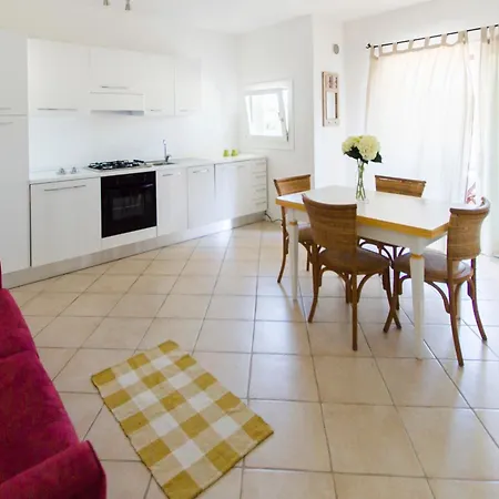 Appartement Elegant Ea Bianca 2 Bed Sleeps 6